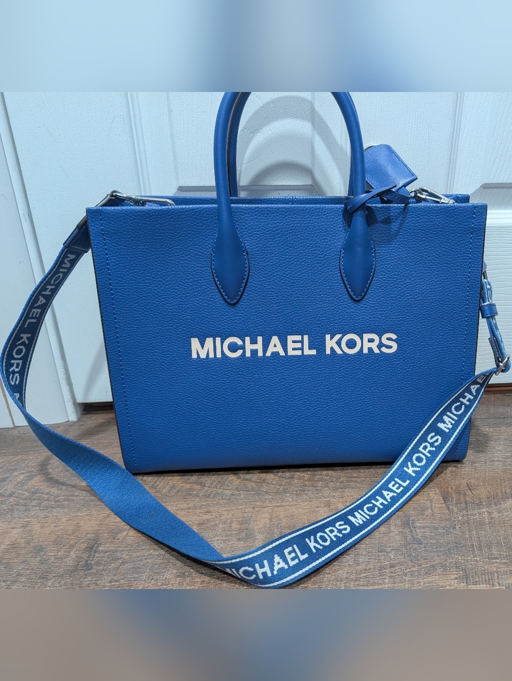 Michael Kors Mirella Medium Pebble Leather Tote Bag - Picture 2 of 11